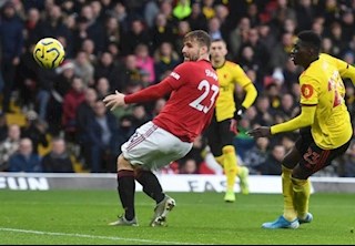 Sao Newcastle lên tiếng thách thức MU