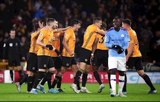 Những điểm nhấn sau trận thua 2-3 của Man City trước Wolves