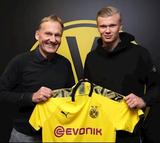 Thần đồng Haaland nói gì về thương vụ sốc sang Dortmund?