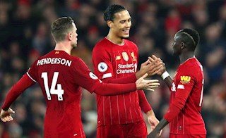 Liverpool khuất phục Wolves: Lữ đoàn đỏ không sợ Sói!