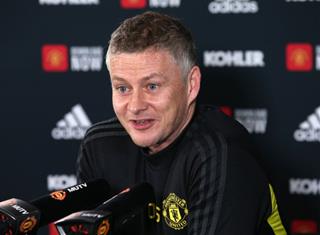 MU sẽ thay đổi lối chơi trước Tottenham