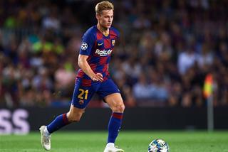 Mr. Valverde à, hãy sử dụng Frenkie de Jong đi!