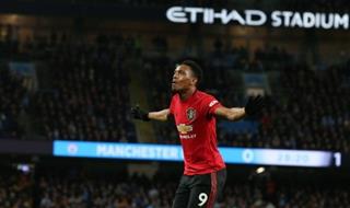 Ghi bàn trước Man City, Martial vẫn bị chỉ trích tơi bời