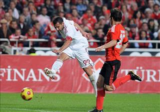 Nhận định Galatasaray vs Benfica 0h55 ngày 15/2 (Europa League 2018/19)