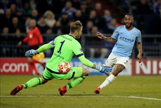 Sterling chỉ ra lý do giúp Man City vượt khó trước Schalke