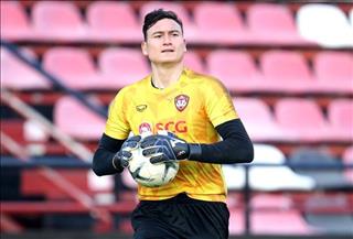 Văn Lâm ra mắt Muangthong Utd: Vạn sự khởi đầu nan