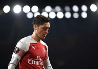 Góc Arsenal: Ozil không dở, nhưng Emery cũng chẳng sai
