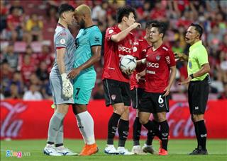 VIDEO: Thủ môn Văn Lâm đã chơi ra sao ở trận ra mắt Thai League 2019