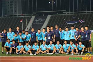 VIDEO: Giây phút U22 Việt Nam nhận HCĐ giải Đông Nam Á