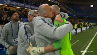 Kepa sẽ rất buồn khi chứng kiến những hình ảnh này?