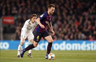Rivaldo lên tiếng về khả năng Rakitic cập bến MU