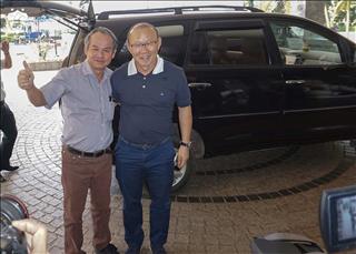 Bầu Đức đặt ra kế hoạch quan trọng dành cho thầy Park