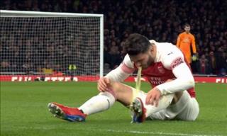 Hậu vệ Kolasinac nôn ngay trên sân ở trận thắng M.U