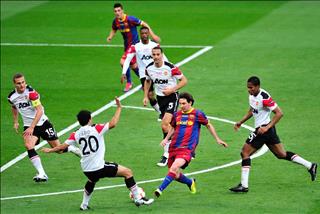 Fan M.U người run sợ, kẻ sẵn sàng thách thức Barca