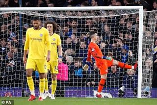 Chiếm ngôi “lục thúc”, Chelsea đem lại niềm vui cho Quỷ đỏ