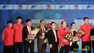 Chùm ảnh: Thầy trò Park Hang Seo tham dự lễ ra mắt nhà tài trợ vòng loại U23 châu Á