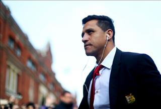 Alexis Sanchez lên tiếng về tương lai ở MU