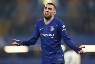 Chịu chung số phận với James, sao Chelsea bị trả về Real Madrid