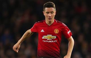 Arsenal tính cuỗm tiền vệ trụ cột của MU