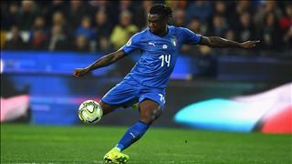 Chào hàng ấn tượng, sao trẻ tuyển Ý tri ân… Cristiano Ronaldo