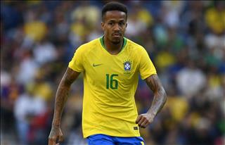 Có ‘Ramos mới’, sao Real mừng như bắt được vàng