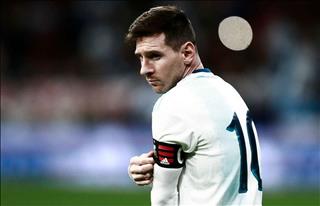 ‘Thái độ phục vụ Argentina của Messi có vấn đề’