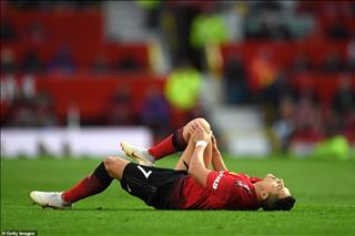 Alexis Sanchez chấn thương: Có nguy cơ nghỉ đến hết mùa