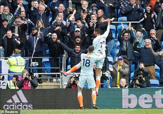 Cardiff 1-2 Chelsea: May mắn chiến thắng tử thần