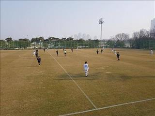 Tiền đạo Công Phượng lập hat-trick trong trận đấu tập của CLB Incheon