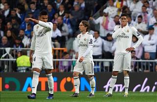 Real Madrid băng hà: Niềm kiêu hãnh, nỗi sợ hãi, và cái giá đắt cho sự cố chấp mù quáng