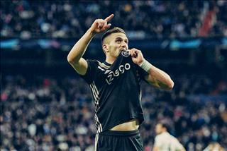 Dusan Tadic: “Bước lùi” Ajax và sự bùng nổ của ngôi sao tuổi băm