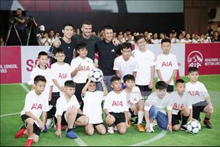 Beckham vui vẻ và hòa đồng tại sự kiện ở TPHCM