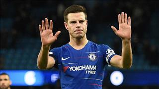 Azpilicueta nói gì khi Chelsea bắt đầu bị CĐV la ó?