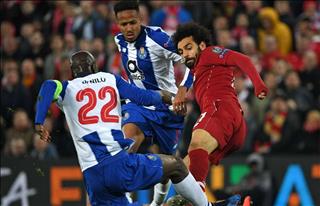 Mo Salah bị tố suýt đạp gãy chân cầu thủ Porto
