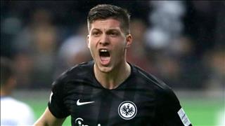Vì sao cả Real lẫn Barca phát cuồng về sao trẻ Luka Jovic?