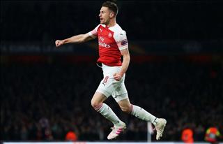 Huyền thoại Arsenal: “Ozil nên ra đi, không phải Ramsey”