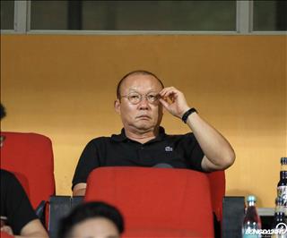 Vòng loại World Cup 2022: Đã tới lúc thầy Park cần tới viện binh Việt kiều?