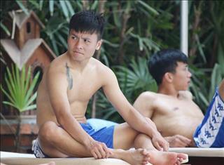 Quang Hải và đồng đội xả hơi sau chiến thắng đậm trước Yangon