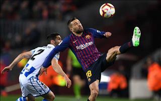 Thắng nhọc ở La Liga, người Barca đổ tại… M.U