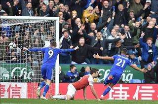 Arsenal sắp tan mộng tốp 4: Mông lung như một trò đùa!