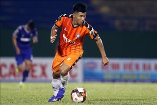 Đức Chinh bị chê tại V-League: Do phong độ hay năng lực?