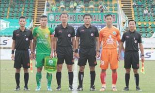 Thêm trọng tài Việt Nam bị treo còi vì rút nhầm thẻ đỏ