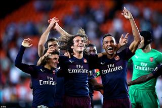 Những thông số ấn tượng của Chelsea và Arsenal tại Europa League