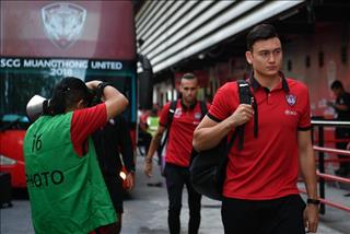 Muangthong 0-3 Samut Prakan (KT): Văn Lâm nỗ lực, Muangthong vẫn thua đậm