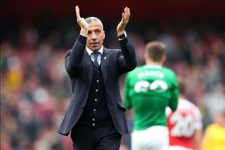 Giúp Brighton trụ hạng, HLV Chris Hughton vẫn bị sa thải