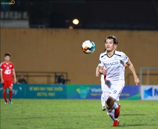 Văn Toàn được thăng chức ở ĐTQG: Vì bạn xứng đáng