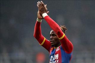 Crystal Palace tiết lộ sốc về tương lai Zaha