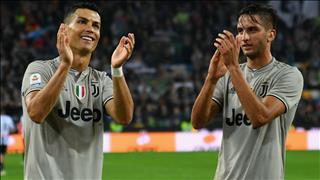 Đồng đội ở Juventus bị sốc bởi sự thân thiện của Ronaldo