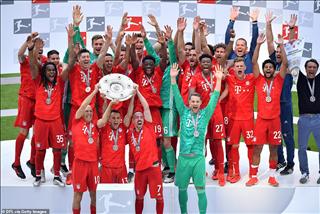 HLV Bayern Munich lên tiếng về tương lai sau chức vô địch Bundesliga