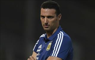 HLV Argentina giải thích sao khi lại bỏ rơi ‘trọng pháo’?